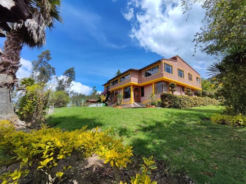 Property building, Natural landscape, Garden view