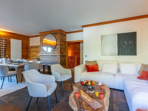 Appartement spacieux avec sauna, cheminée, wifi et garage - Val d'Isère - FR-1-694-336 Apartment in Val dIsere