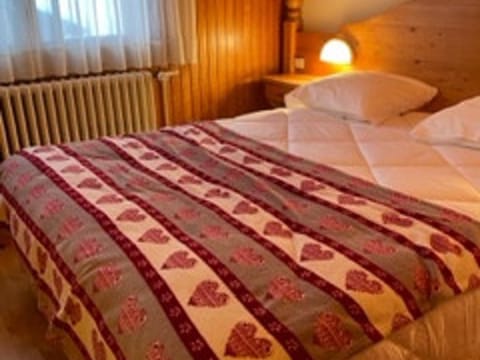 Grand appartement 5 chambres - Proche centre, balcon sud, Wi-Fi et parking inclus - FR-1-671-251 Apartment in Les Gets