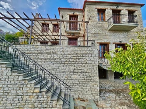 Property building, Day