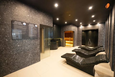 Sauna, Spa and wellness centre/facilities, Seating area