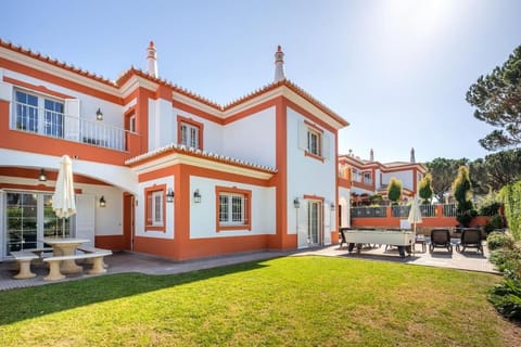 Property building, Garden, Garden view
