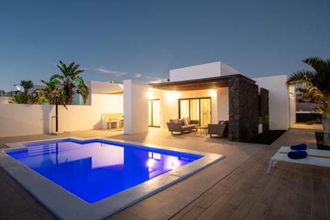 Patio, Swimming pool