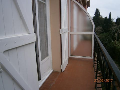 Clos des plages studio avec parking privatif Apartment in La Ciotat