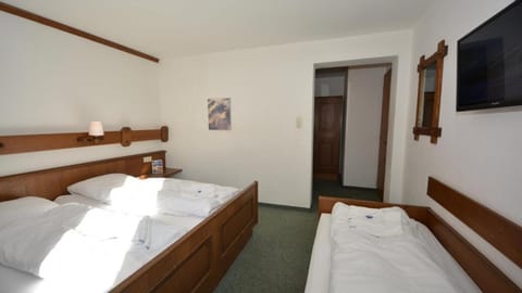 Gästepension Hermann Arnold Bed and Breakfast in Soelden