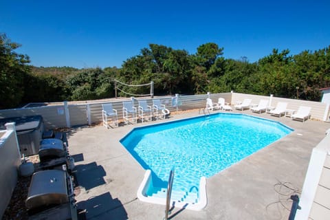 Oceanside, Private Pool, Rec Room, Vllyball, PI157, Vintage Pine House in Corolla