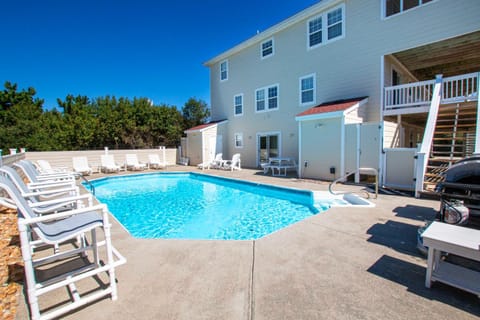 Oceanside, Private Pool, Rec Room, Vllyball, PI157, Vintage Pine House in Corolla
