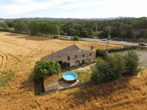 Property building, Natural landscape, Mountain view, Pool view, Swimming pool