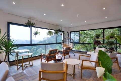 View (from property/room), Spa and wellness centre/facilities, Seating area