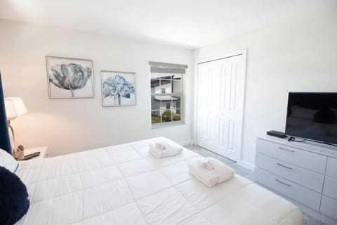 Private Pool Townhome at Storey Lake Resort House in Kissimmee