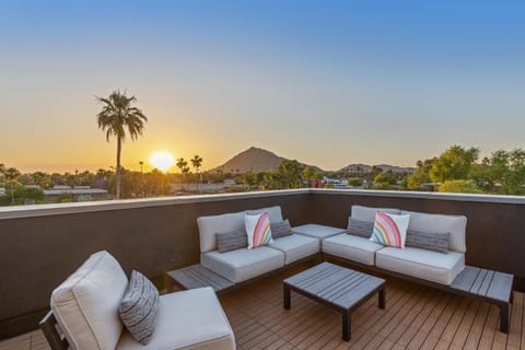 Patio, View (from property/room), sunbed