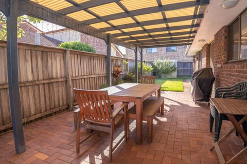 Garden, Balcony/Terrace