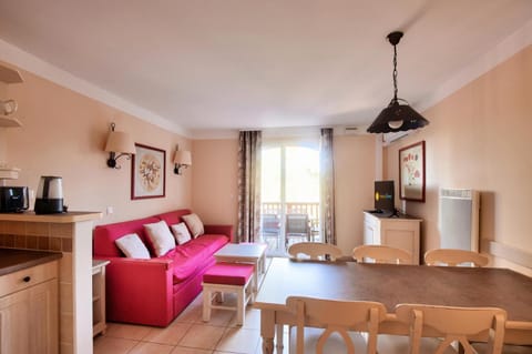 Bed, Living room, fireplace, kitchen
