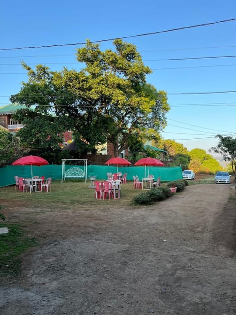 Restaurant/places to eat, Natural landscape