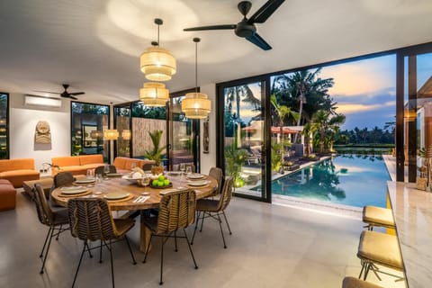 Seating area, Dining area, Pool view, Swimming pool