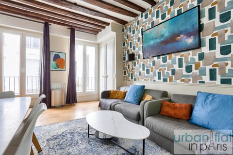 Urban Flat 70 - Authentic 3BDR Parisian Flat Apartment in Paris