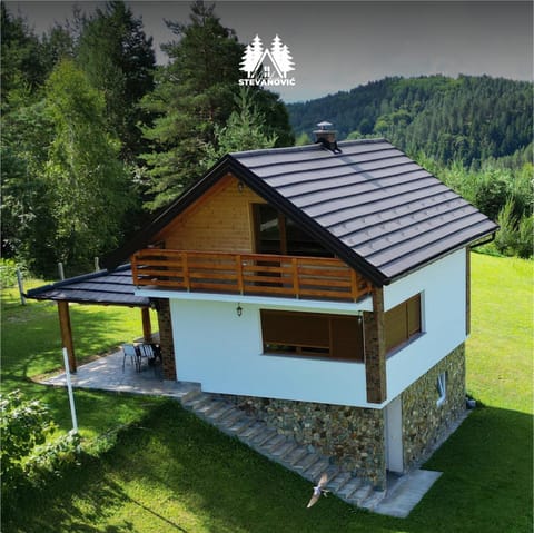Property building, Natural landscape, Mountain view