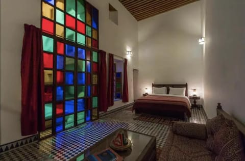 Bed, Living room, Bedroom
