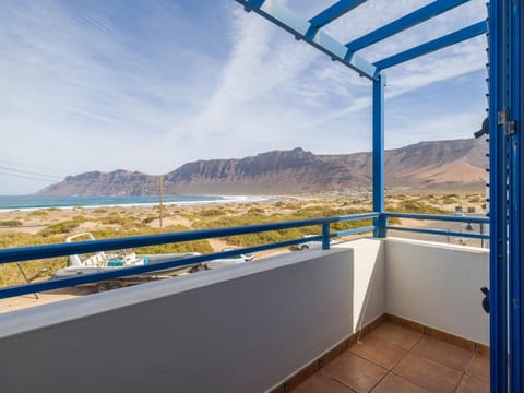 Natural landscape, View (from property/room), Balcony/Terrace, Mountain view, Sea view