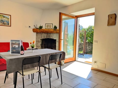 Patio, Living room, Seating area, Dining area