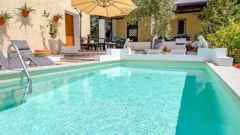 Pool view, Swimming pool, Swimming pool