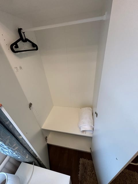 Spare room in a family house Vacation rental in Bristol