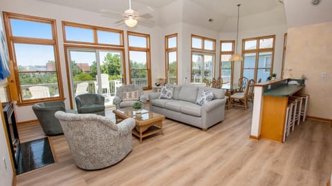 Oceanside, 5 BRs, Community Amenities, Keyless Entry, VOH2, Corolla Del Mar House in Corolla