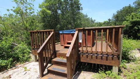 Oceanside, Private Pool, Hot Tub, Screened Porch, WC940, Whalin House in Corolla