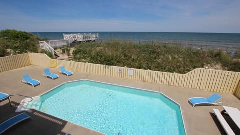 OCEANFRONT, Private Pool, ELEV, Ocean Views, Priv. Beach Access, WL877, Summerwind House in Corolla