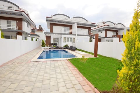 Day, Garden, Swimming pool