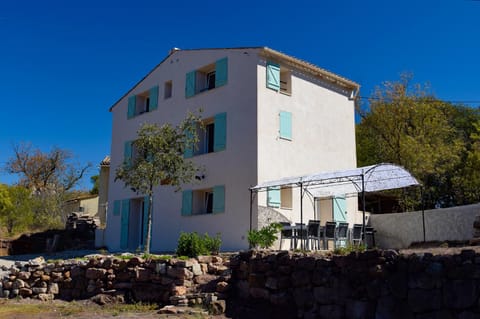 Property building, Garden, Garden view