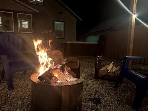 Minutes from Lookout Pass & Silver Mountain House in Wallace