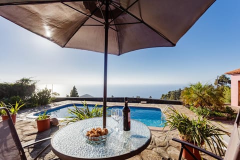 Balcony/Terrace, Mountain view, Pool view, Sea view