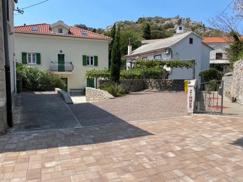 Apartment Barbina Kaštelina Apartment in Lika-Senj County