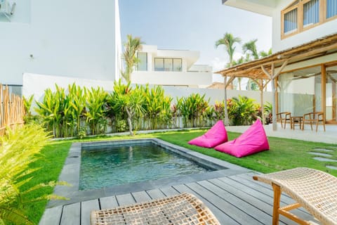 Property building, Day, Seating area, Pool view, Swimming pool, sunbed
