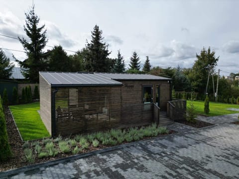 Property building, Day, Garden, Garden view