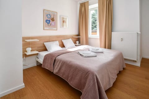 Bed, Bedroom, Garden view, internet, towels, wardrobe, air conditioner
