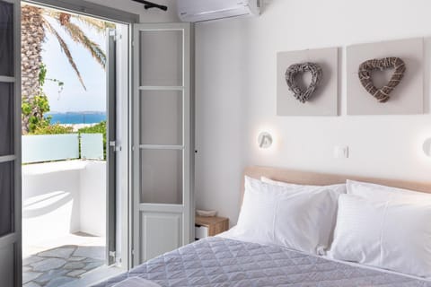 Bedroom, Sea view