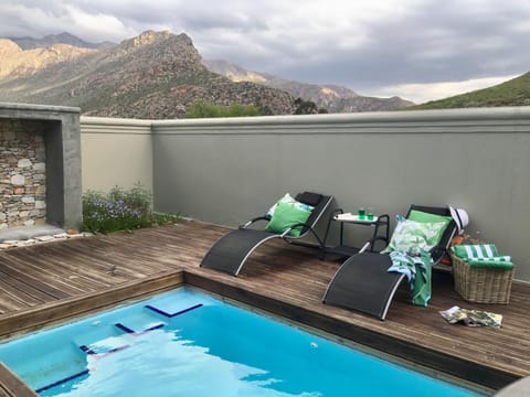 Mountain view, Swimming pool, sunbed