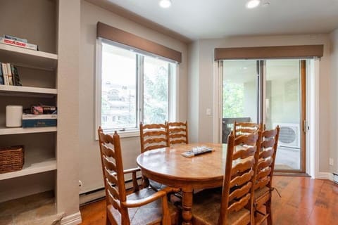 Strawberry Park Condos feature Ski-In Ski-Out and Outdoor Heated Pool condo Apartment in Beaver Creek