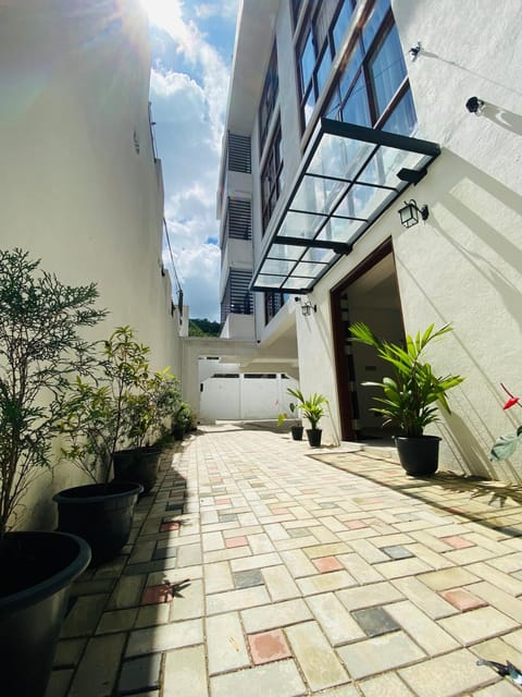 Property building, Day