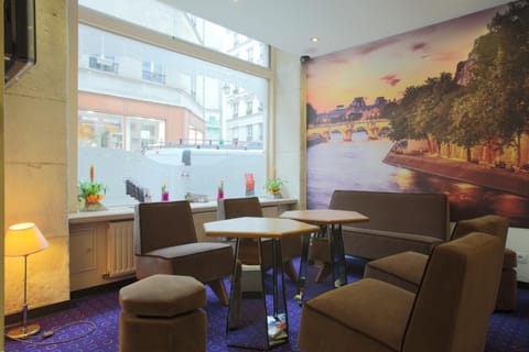 Lobby or reception, Lounge or bar