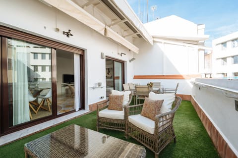Off site, Balcony/Terrace