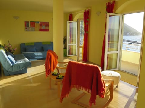 Prime and Exclusive Seafront Location Apartment Sunset Apartment in Dubrovnik-Neretva County