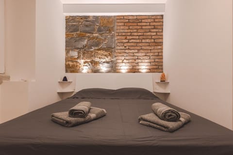 [Free Netflix & Wi-Fi] Modern Suite Roiano Apartment in Trieste