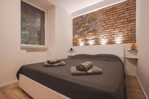 [Free Netflix & Wi-Fi] Modern Suite Roiano Apartment in Trieste