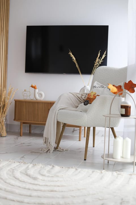 TV and multimedia, Living room, Photo of the whole room, Seating area