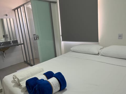 Bed, Bedroom, towels, air conditioner
