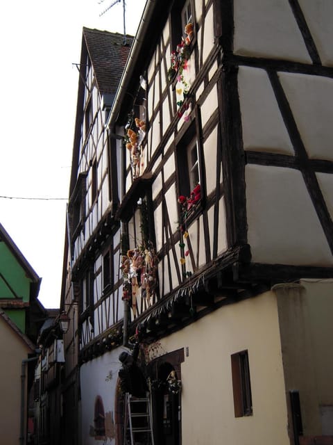 Property building, Day