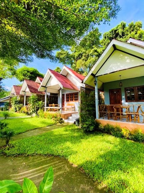 Property building, Garden